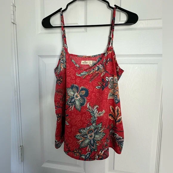 Hollister Red Floral Camisole - Picture 1 of 9